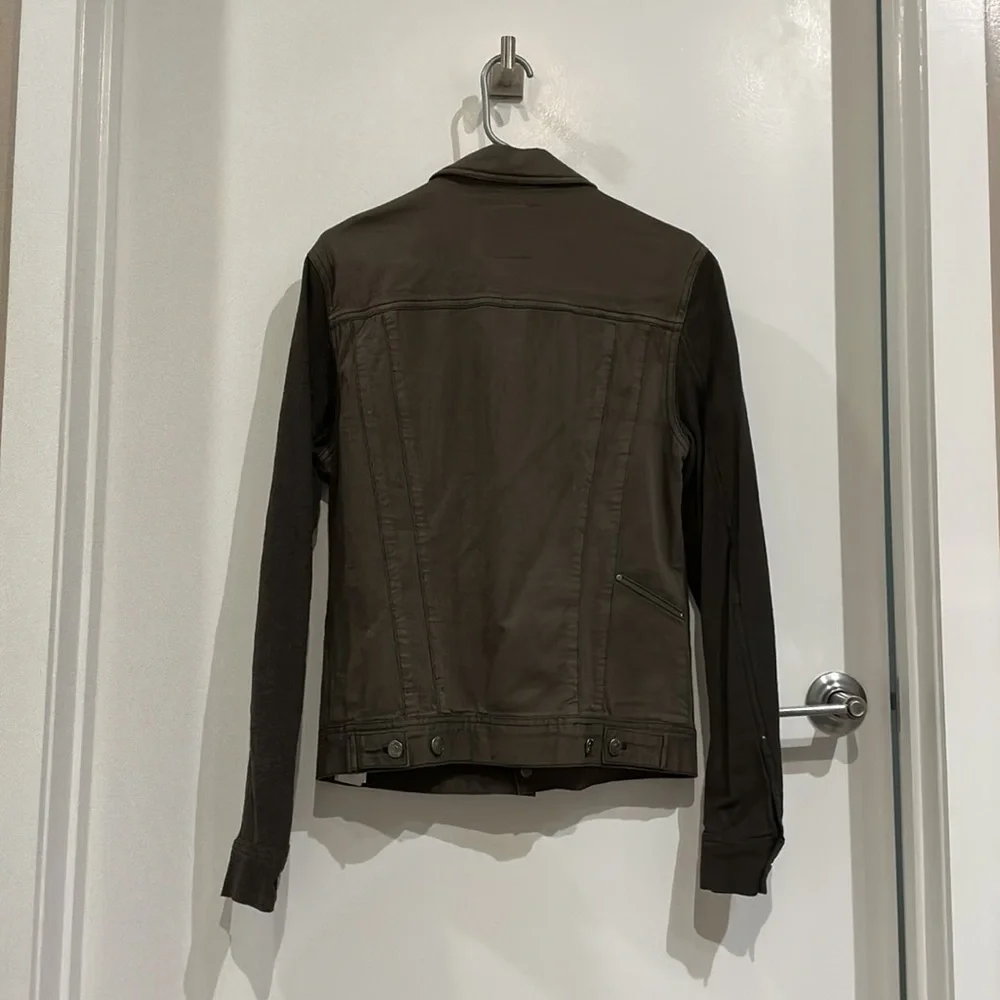 Jacket - Picture 2 of 4